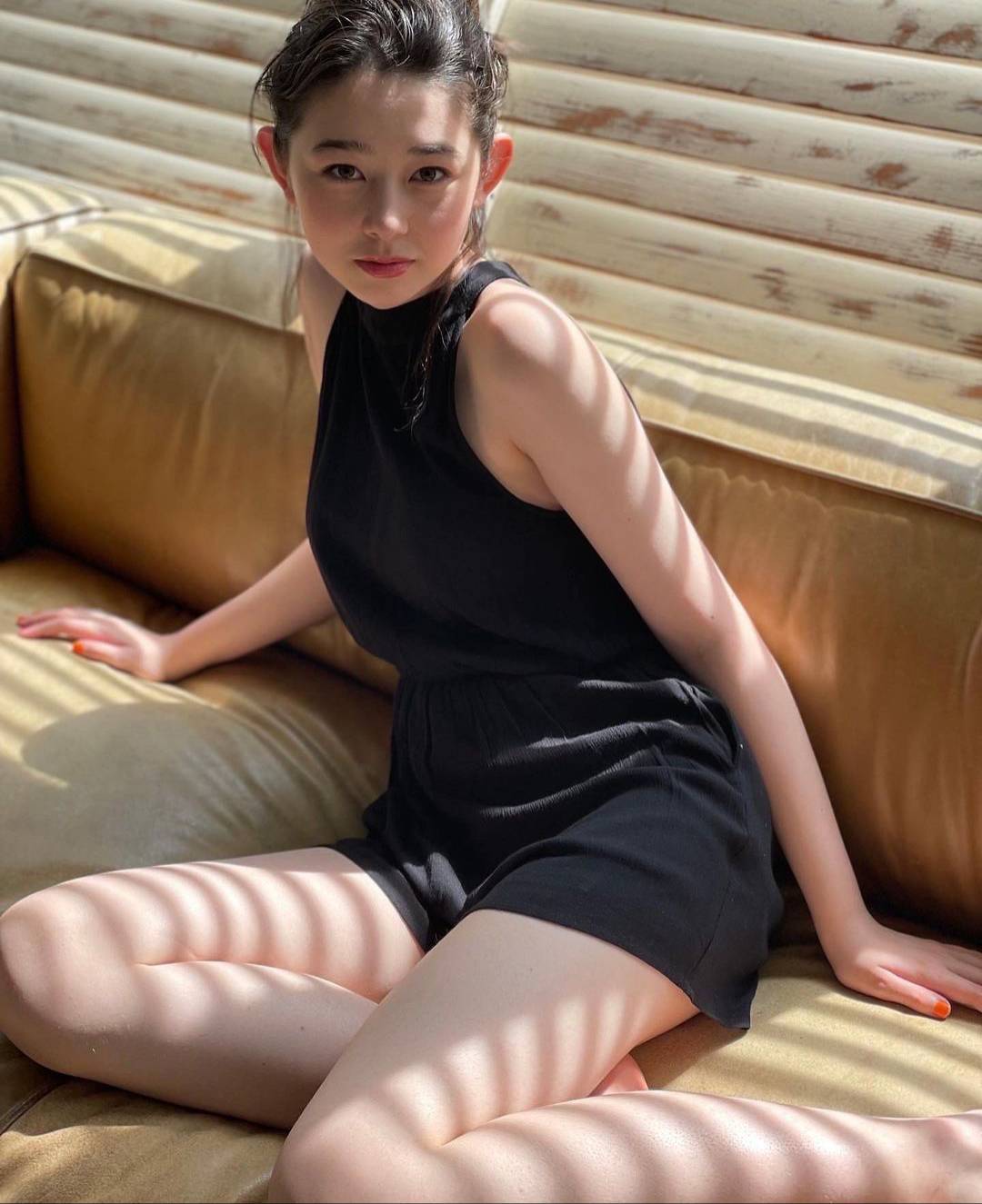 甜美長相鵝蛋臉型選美比賽冠軍石川花-第1章-图片2