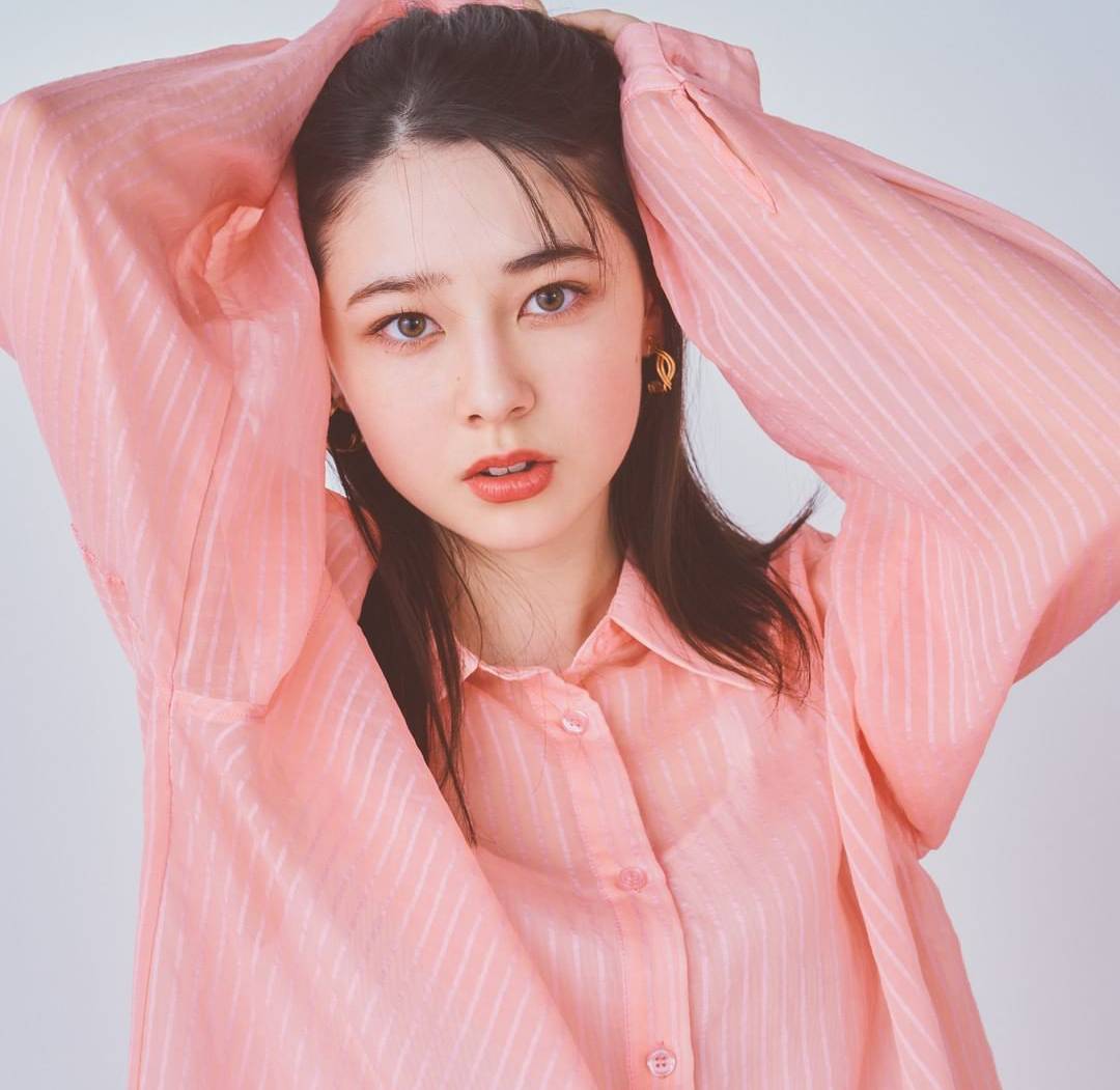 甜美長相鵝蛋臉型選美比賽冠軍石川花-第1章-图片7