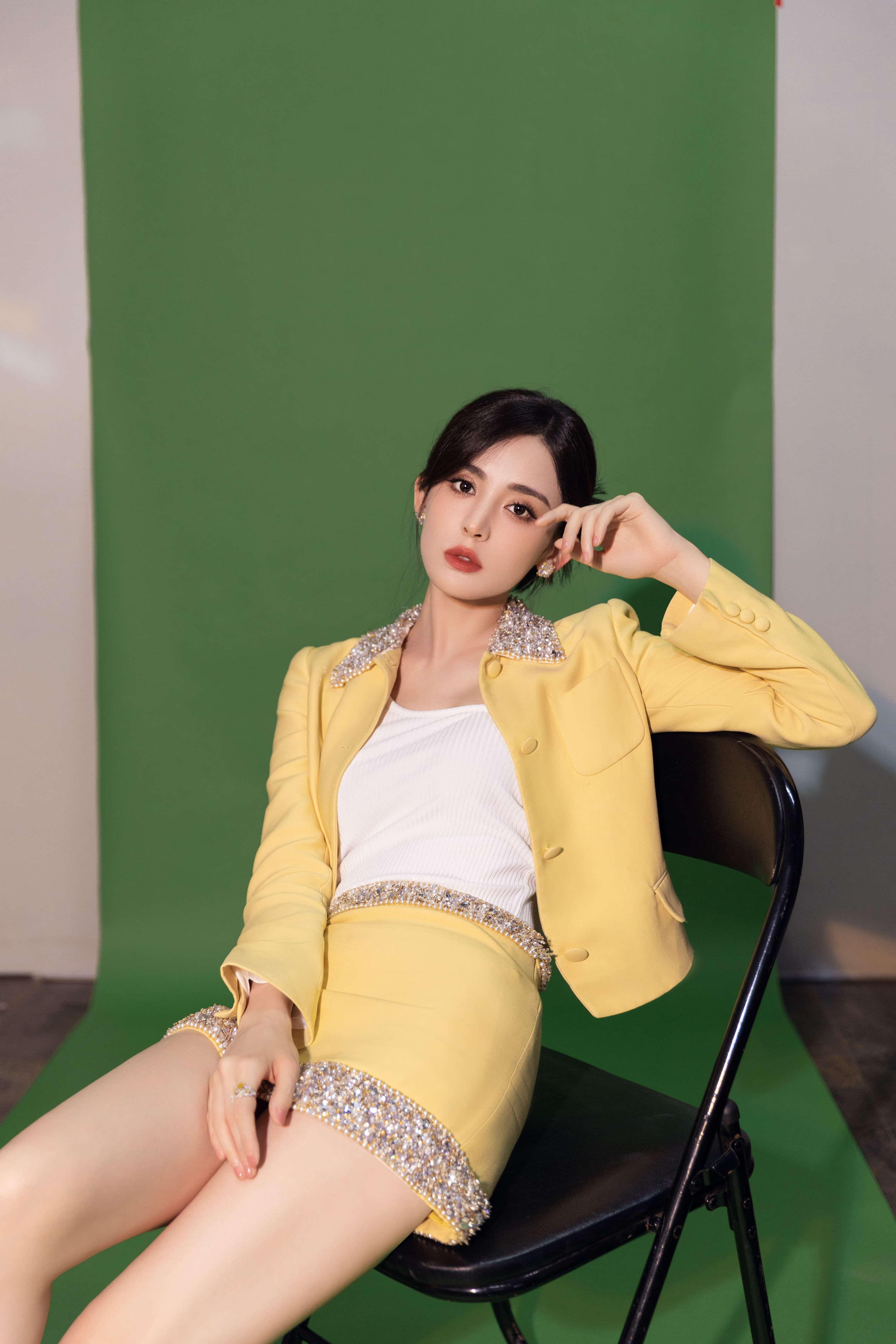 奶黃嫩綠待來春—古力娜扎[高清套圖]-第1章-图片4