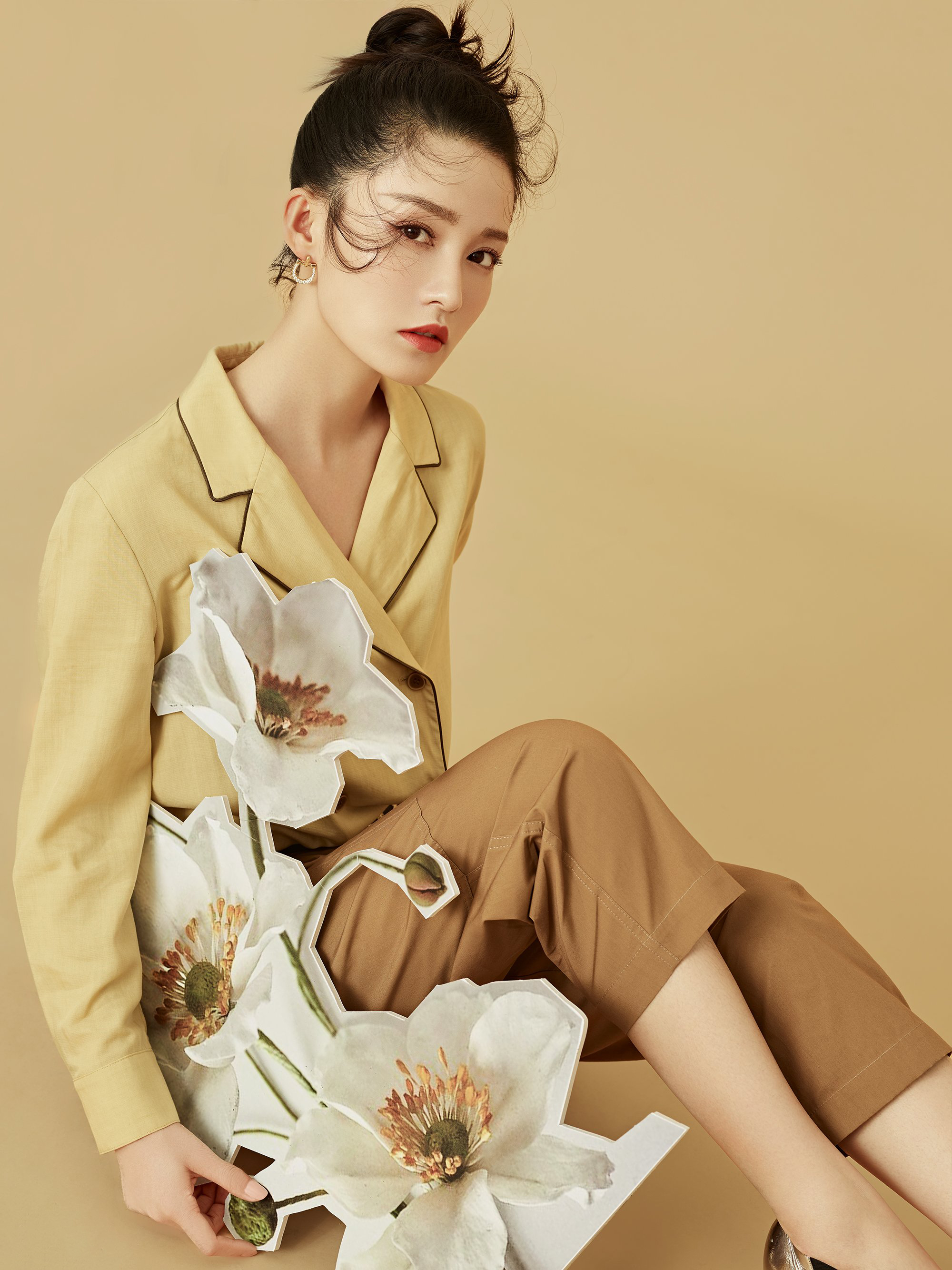 時尚雜誌寫真—李沁[套圖]-第1章-图片3