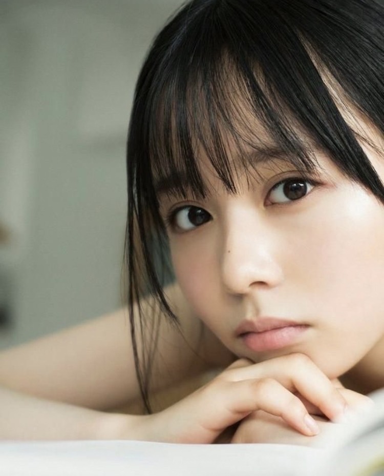 美麗與才氣兼具的女歌手、演員佐藤璃果-第1章-图片3