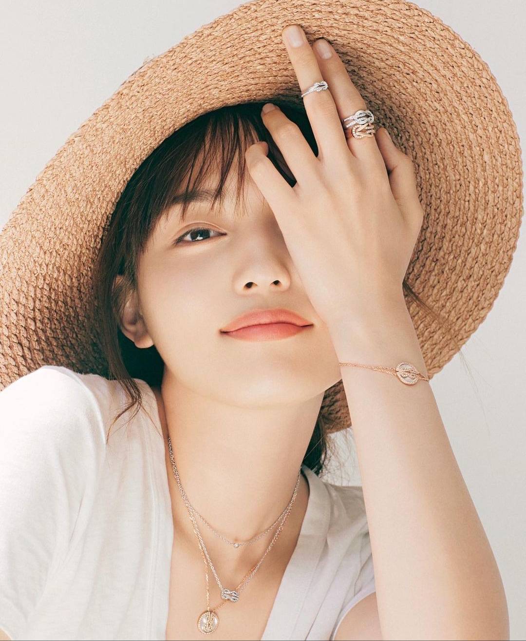 渾身散發出成時尚女性的魅力川口春奈-第1章-图片3