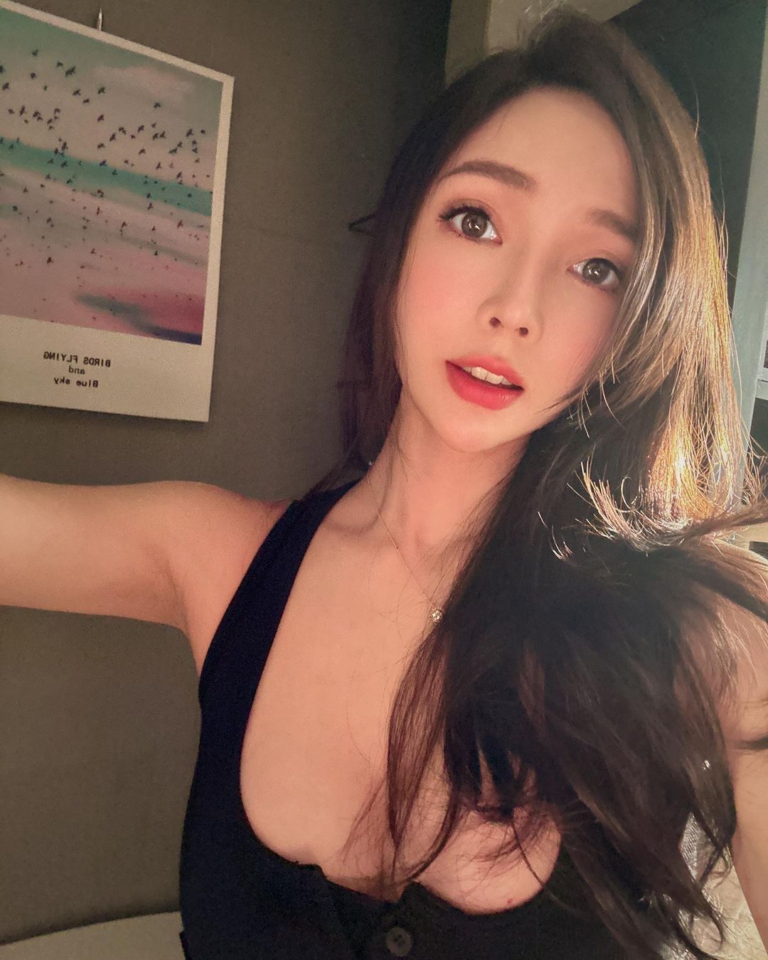 Long-haired beauty 
