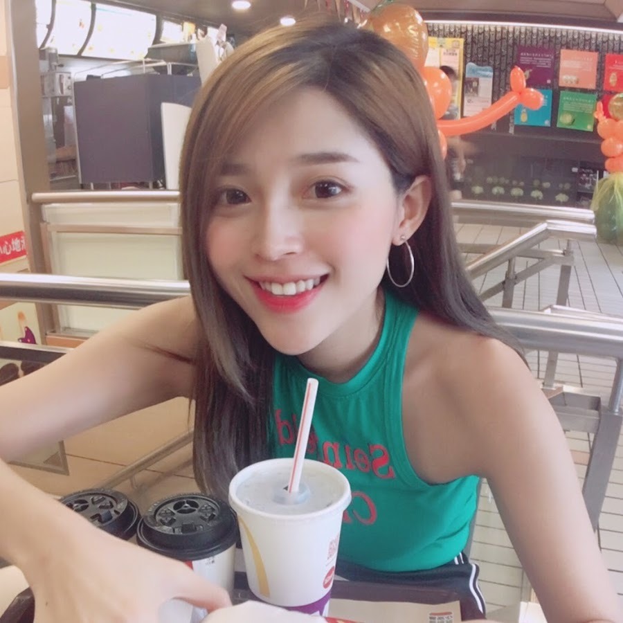 I am the one who loves to eat, Nina.-第1章-图片5