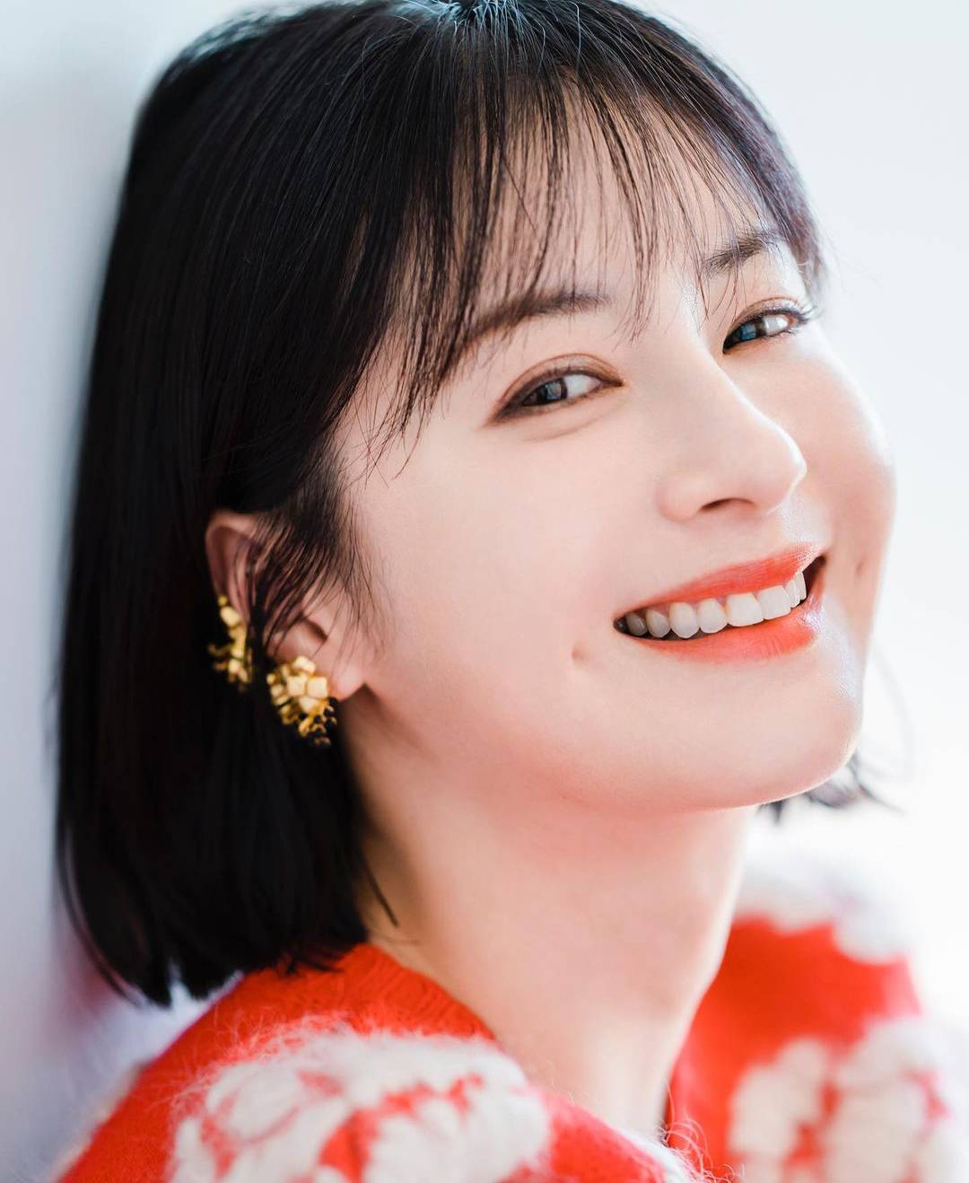 松本若菜皮膚白皙、五官深邃、身材纖細是日劇日影當中的熟面孔-第1章-图片4