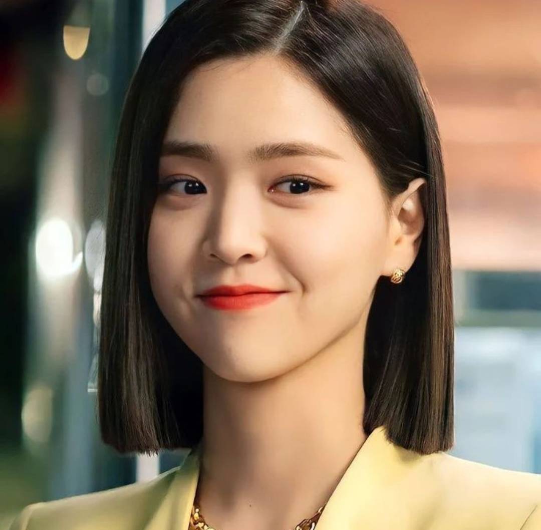 金智恩(韓國女演員、模特兒)-第1章-图片1