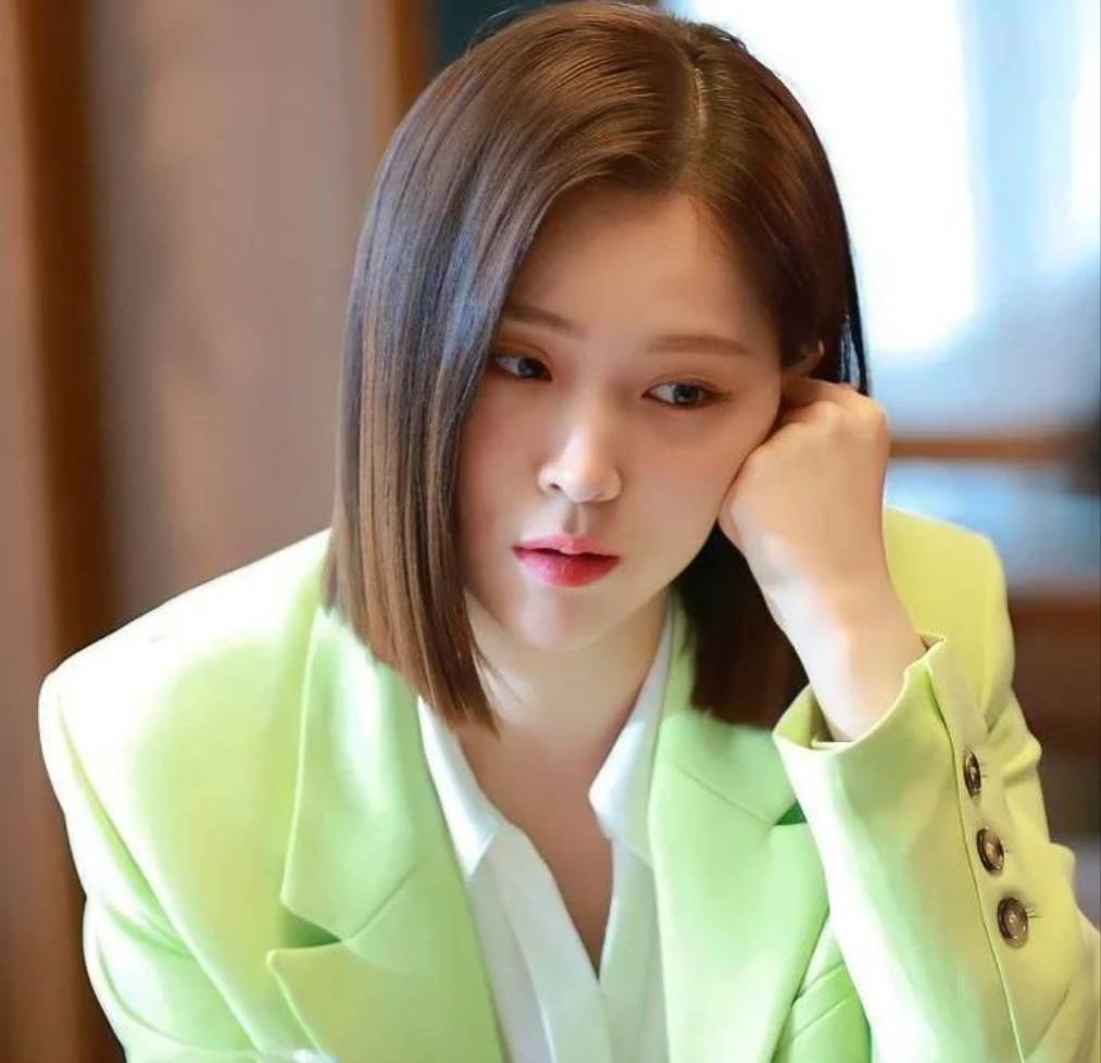 金智恩(韓國女演員、模特兒)-第1章-图片2