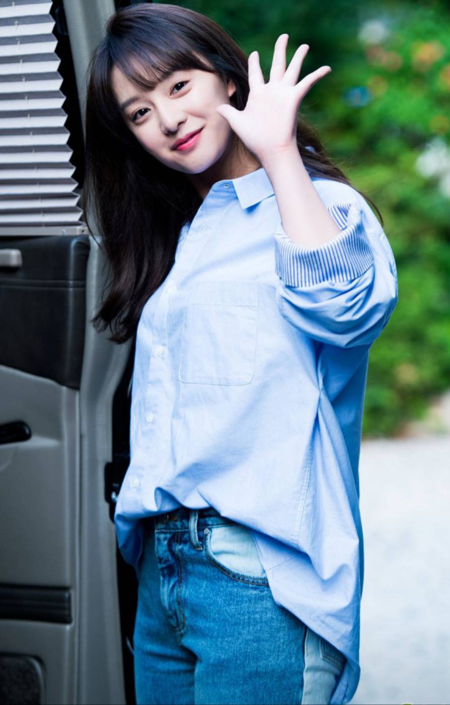 太陽的後裔大受歡迎金智媛-第1章-图片1