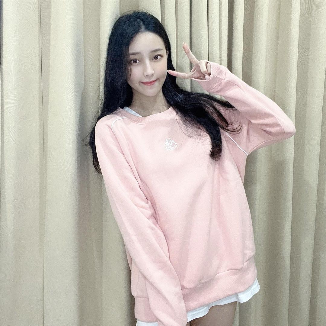 Sister “Francis” High-Colour Value Fantastic!-第1章-图片1