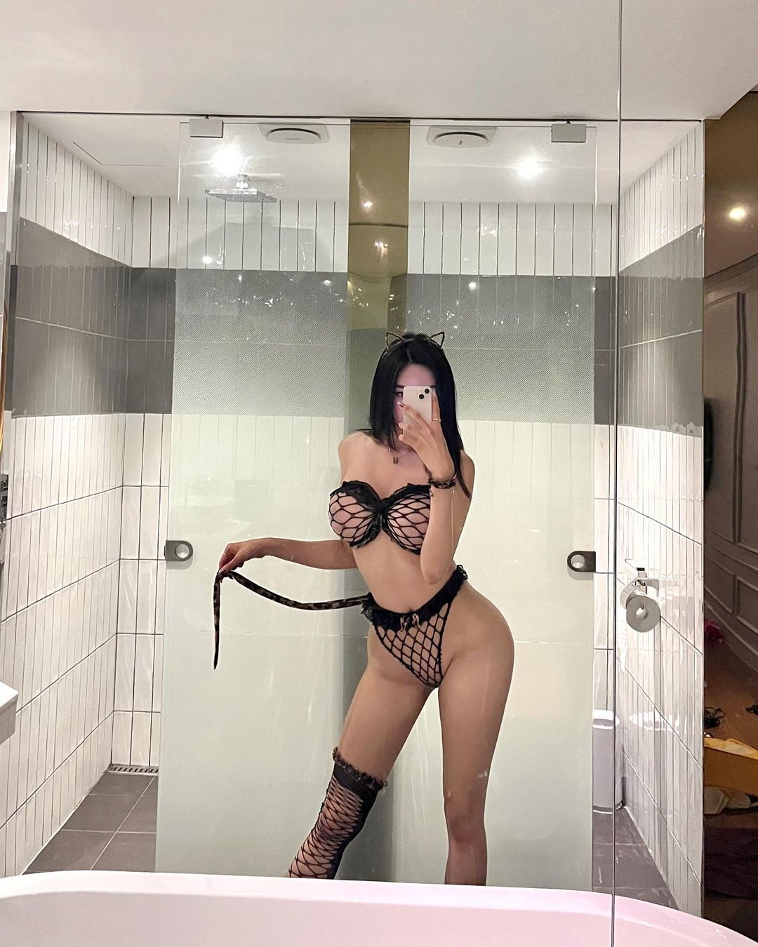 170公分韓國辣模동그란 h___rvn狂曬辣腿美尻竟還有巨乳！-第1章-图片7