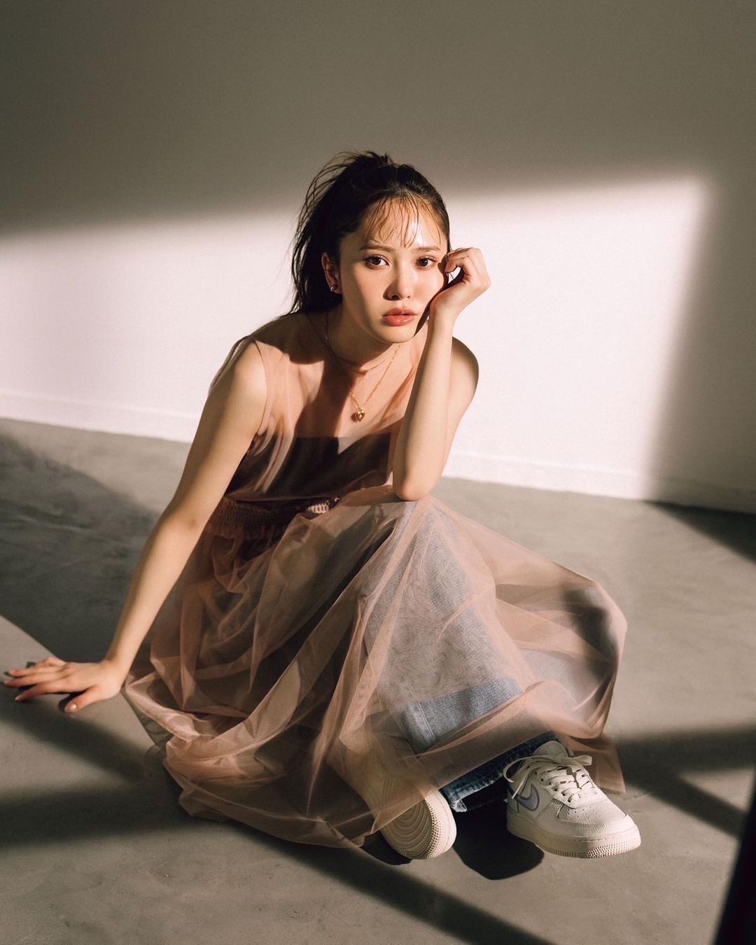 清爽的夏天來了！清新美女加藤史帆寫真帶來性感又輕透的滋味！-第1章-图片4