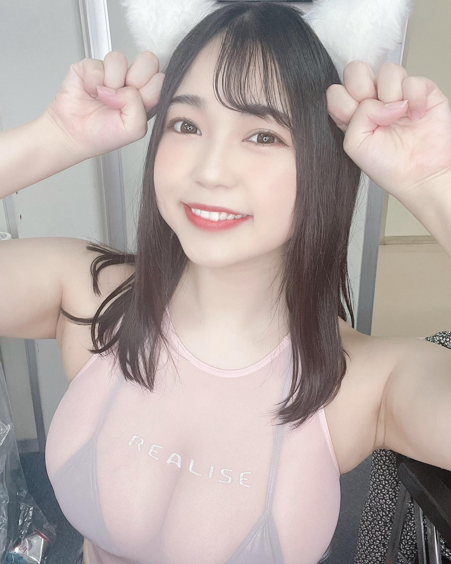 I罩杯無法擋！爆乳寫真偶像《能美真奈》核彈升級很有感！-第1章-图片10