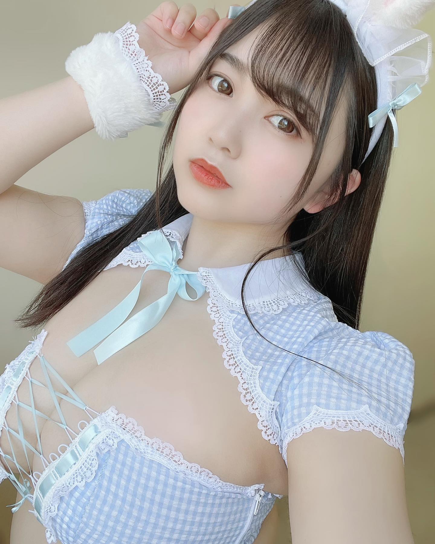 I罩杯無法擋！爆乳寫真偶像《能美真奈》核彈升級很有感！-第1章-图片15