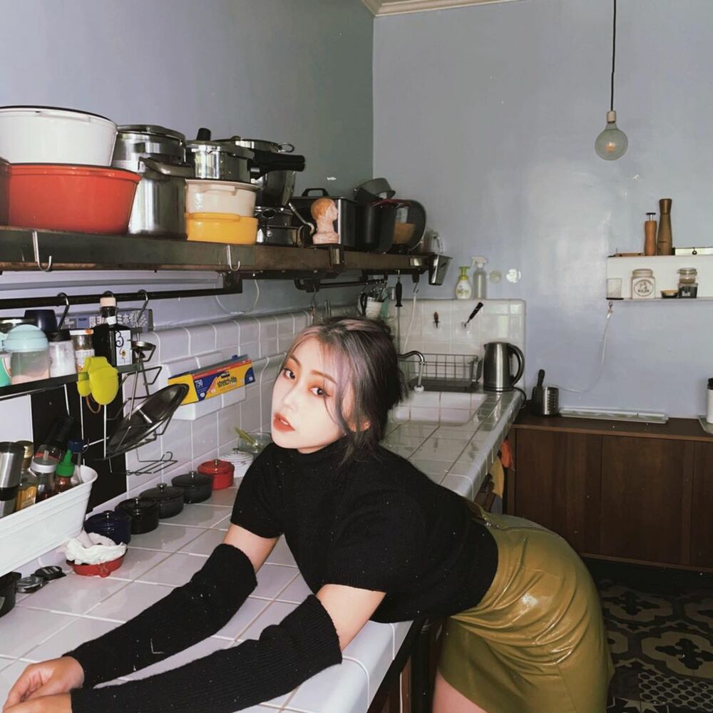 The temperament is very strong and the temperament of the Korean girl looks good from all angles.-第1章-图片25
