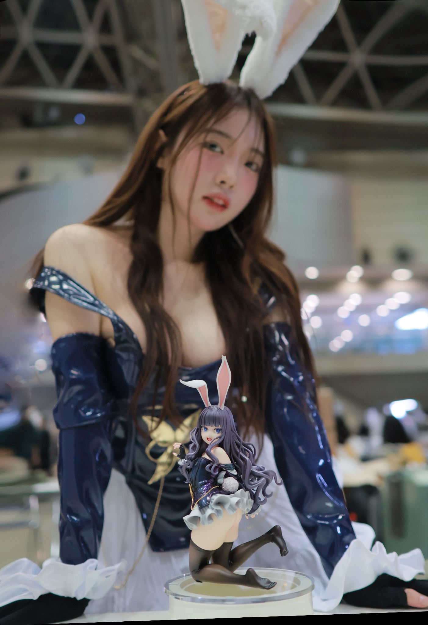 熱愛組裝鋼彈的美女《Rina》讓你忍不住聚焦在胸前！想要幫她組裝！-第1章-图片14