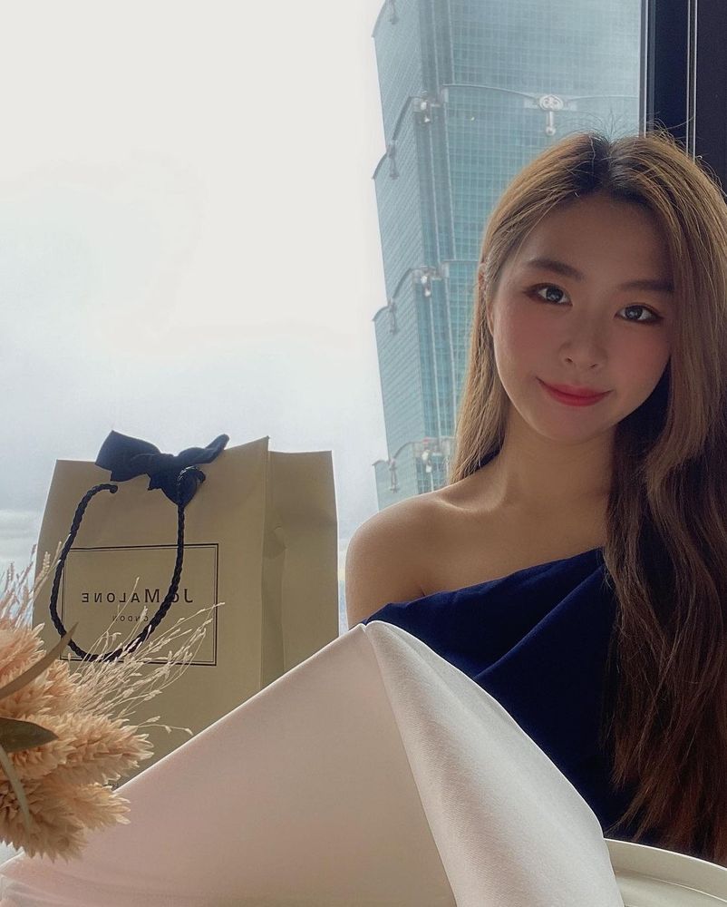 24歲大學生林媛娜：清純與性感兼具，女友感滿分的多才美女-第1章-图片23