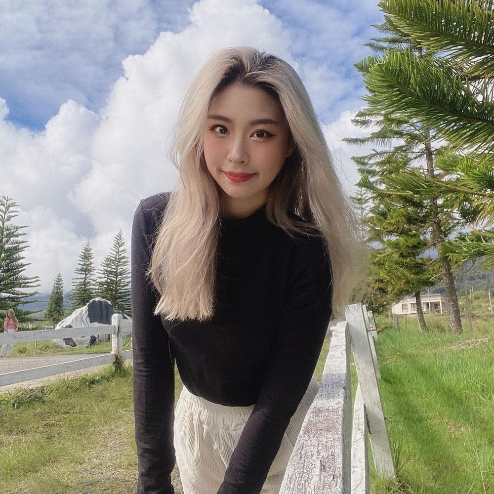 24歲大學生林媛娜：清純與性感兼具，女友感滿分的多才美女-第1章-图片41