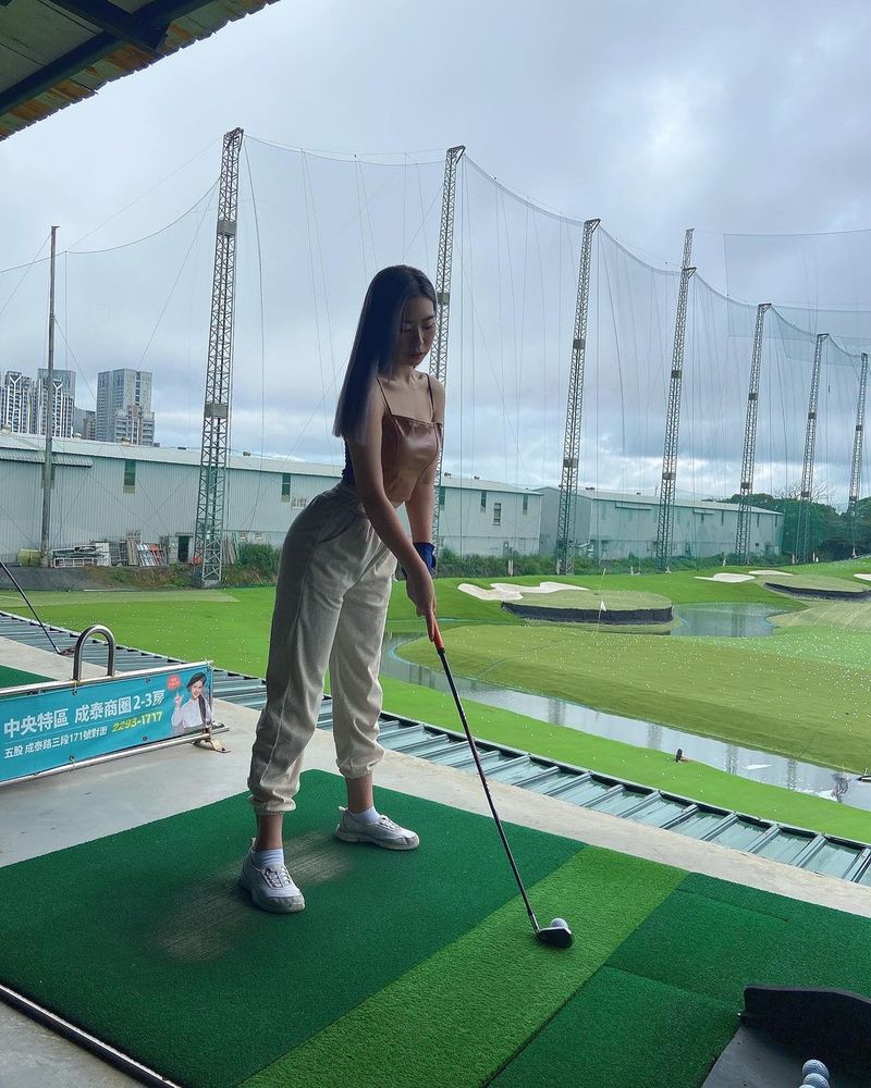 24歲大學生林媛娜：清純與性感兼具，女友感滿分的多才美女-第1章-图片42