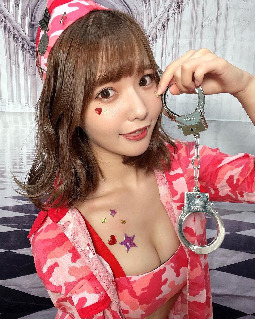 「撩感」滿分！可甜可辣奧ゆい小白兔外表下還藏著「大白兔」！-第1章-图片9