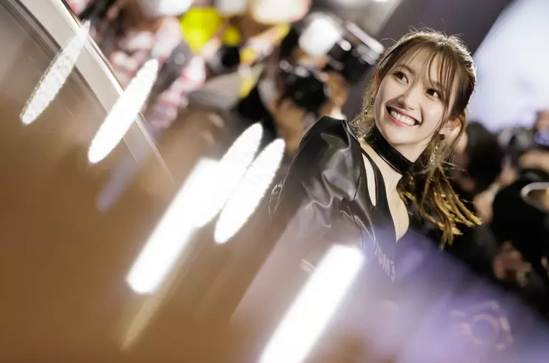 無可挑剔天使顏 東海林里咲常駐車展火辣倩影引發網友討論！-第1章-图片2