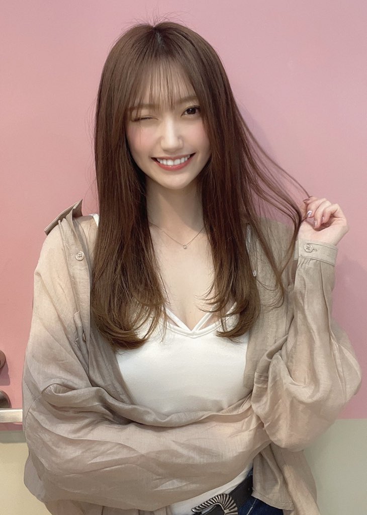 無可挑剔天使顏 東海林里咲常駐車展火辣倩影引發網友討論！-第1章-图片3