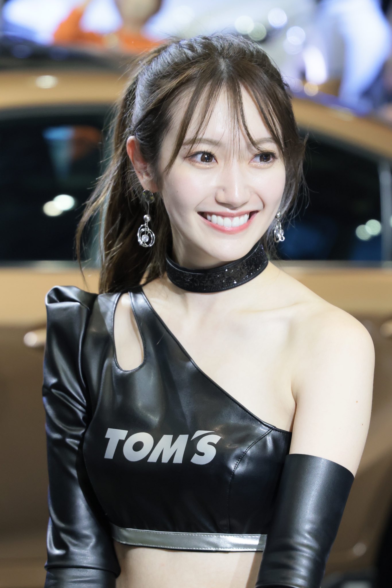 無可挑剔天使顏 東海林里咲常駐車展火辣倩影引發網友討論！-第1章-图片5