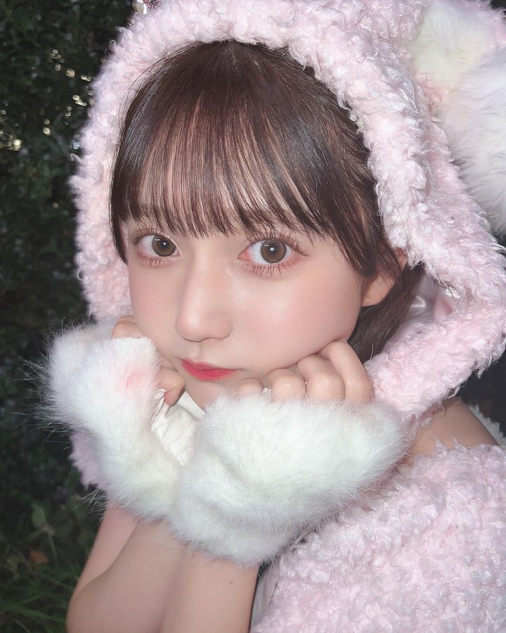 剛滿18就脫！AKB48成員鈴木くるみ換上水著才發現「很有料」！-第1章-图片6