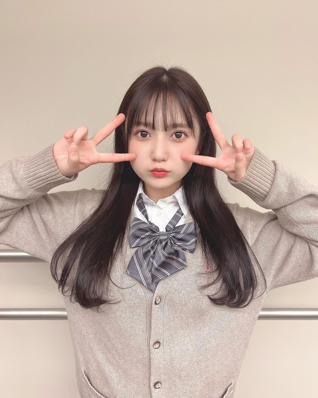 剛滿18就脫！AKB48成員鈴木くるみ換上水著才發現「很有料」！-第1章-图片30