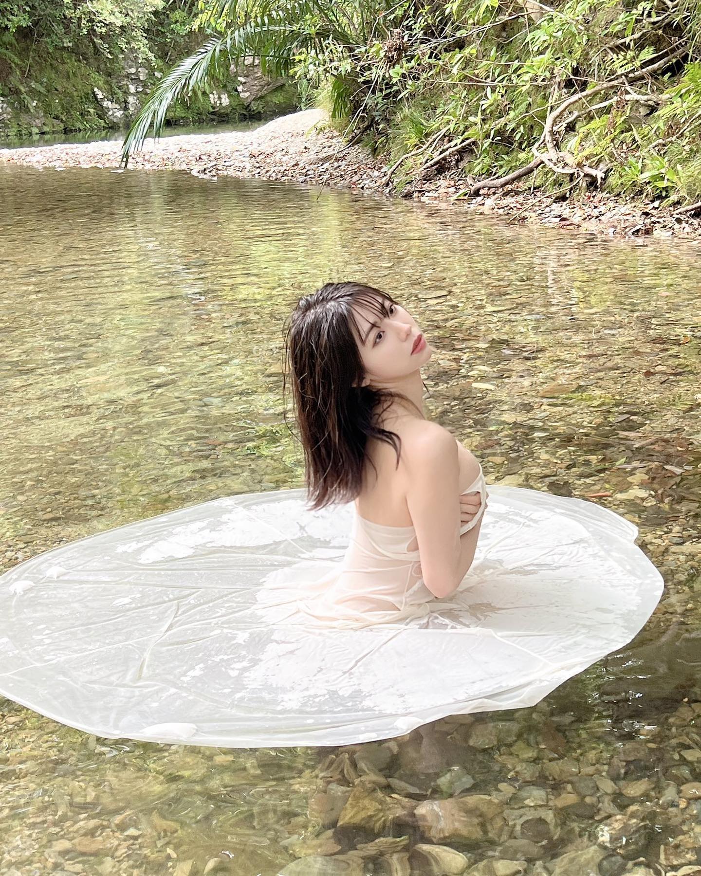 野外「兩球」外露都不怕！鈴木富美奈巨胸「約兒」黃昏招架得住嗎！？-第1章-图片71