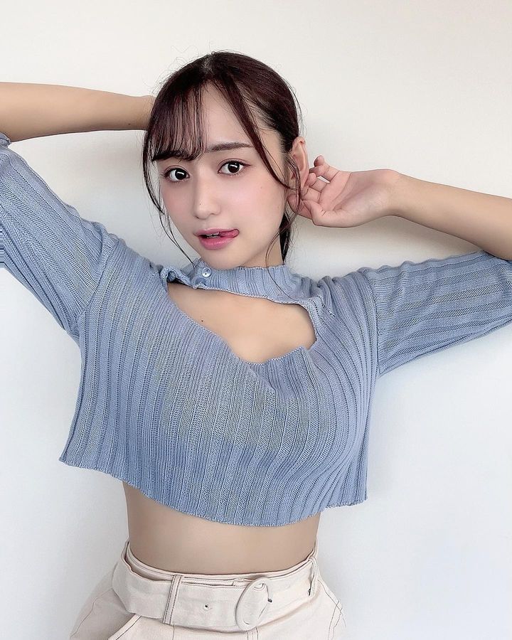 混血偶像池田メルダIG性感露奶！自拍照看得到「胸狠」軟實力！-第1章-图片8