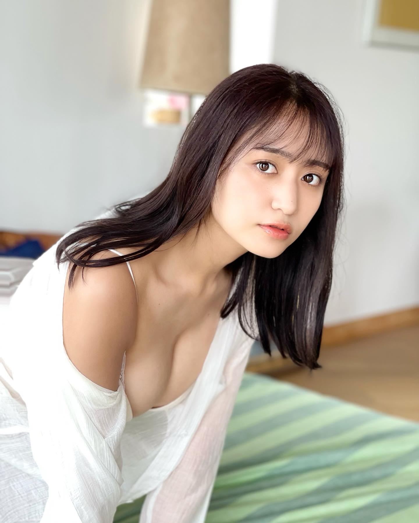混血偶像池田メルダIG性感露奶！自拍照看得到「胸狠」軟實力！-第1章-图片54