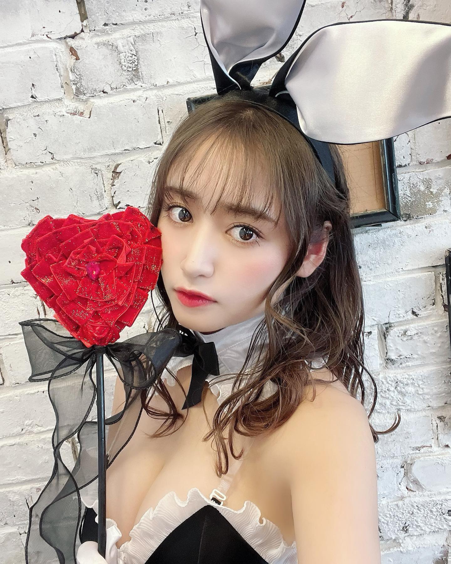 混血偶像池田メルダIG性感露奶！自拍照看得到「胸狠」軟實力！-第1章-图片70