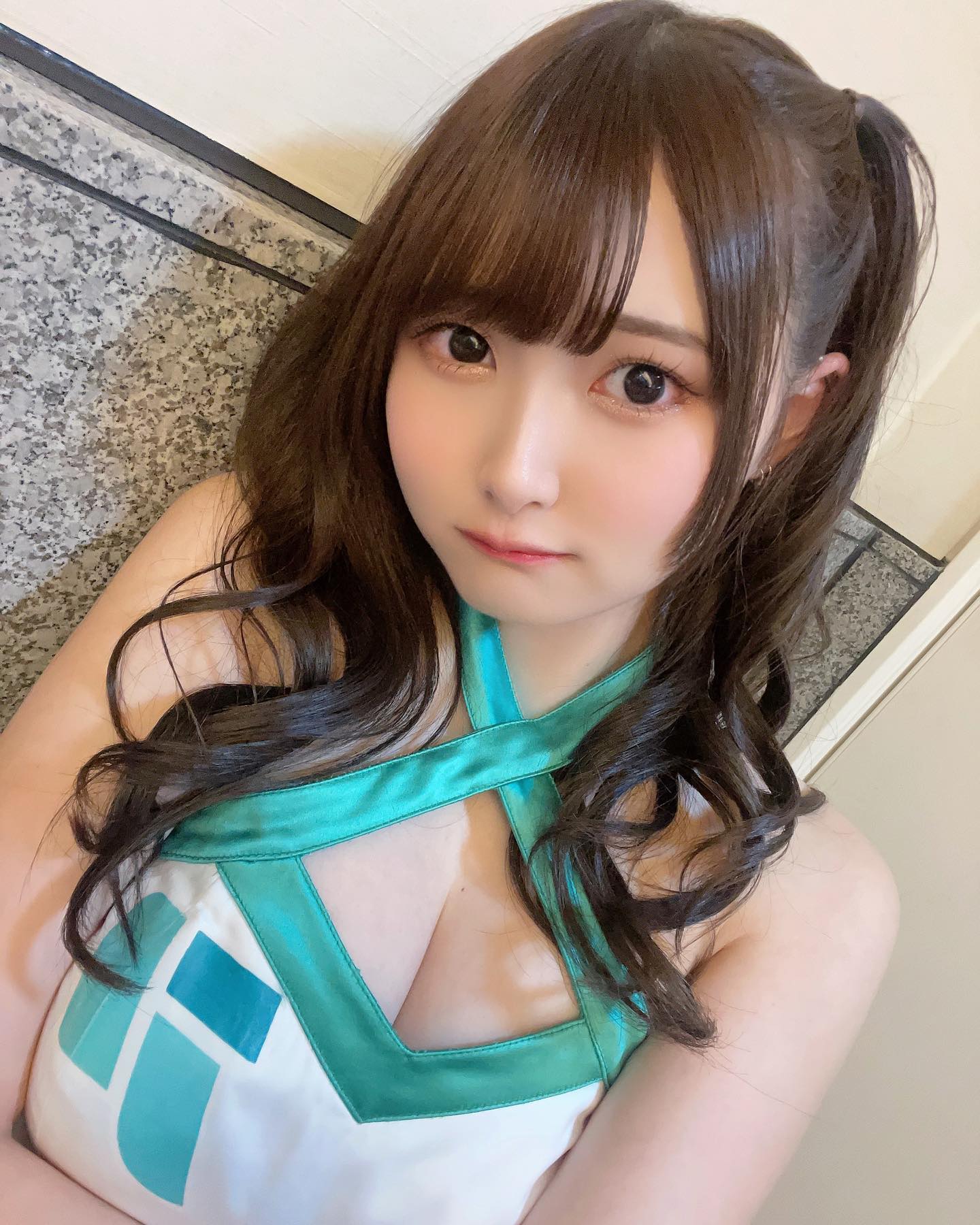 拳上》場邊焦點！4位日本舉牌女郎在台發光發熱，粉絲狂熱追蹤！-第1章-图片9