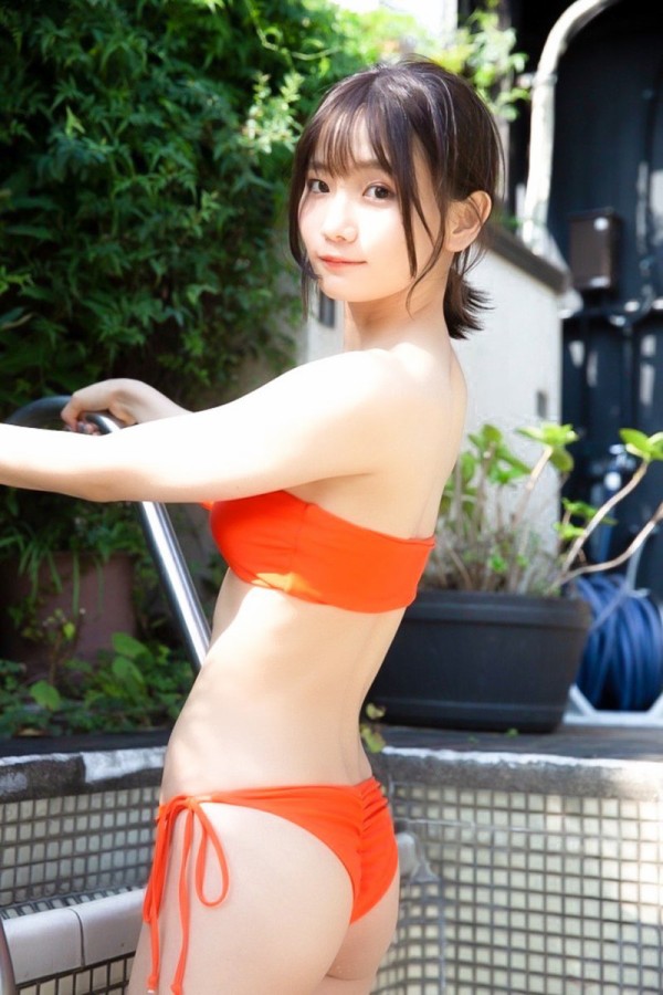 久違的夏天來了！河井玲奈（カワイレナ）泳裝「渾圓雪乳」想起玩水的回憶！-第1章-图片4