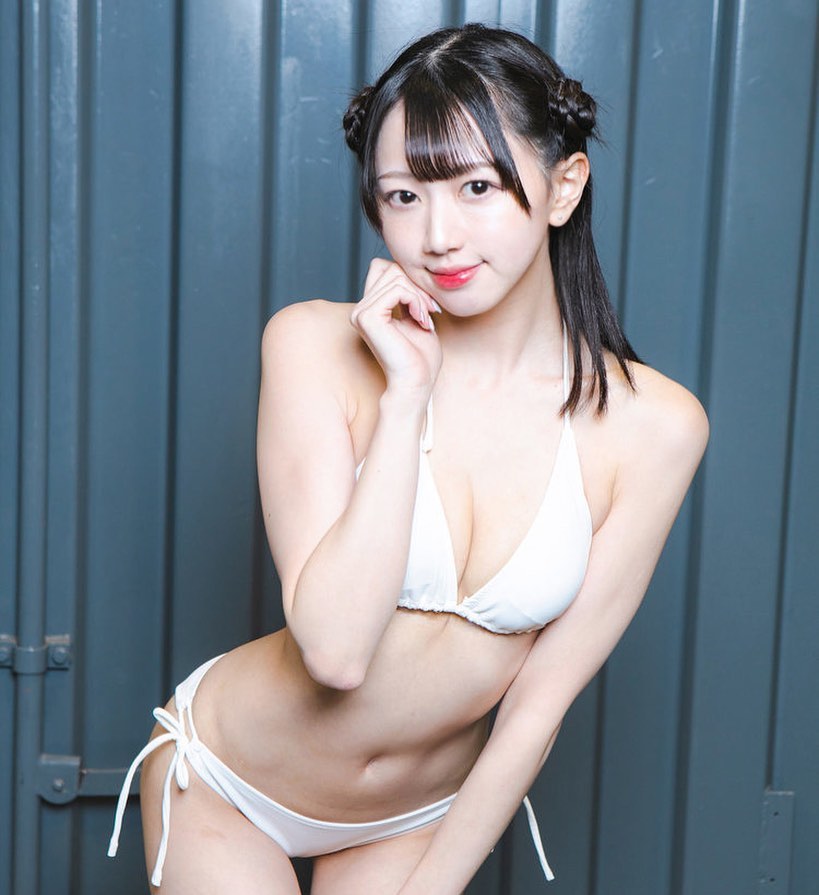 女團偶像宮本なる散發不自覺的御姊性感！勻稱身材有一戰實力嗎？-第1章-图片18