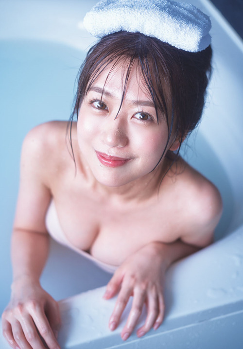 清爽笑容最治癒！AKB48篠崎彩奈用清新的微性感和你說早安！-第1章-图片1