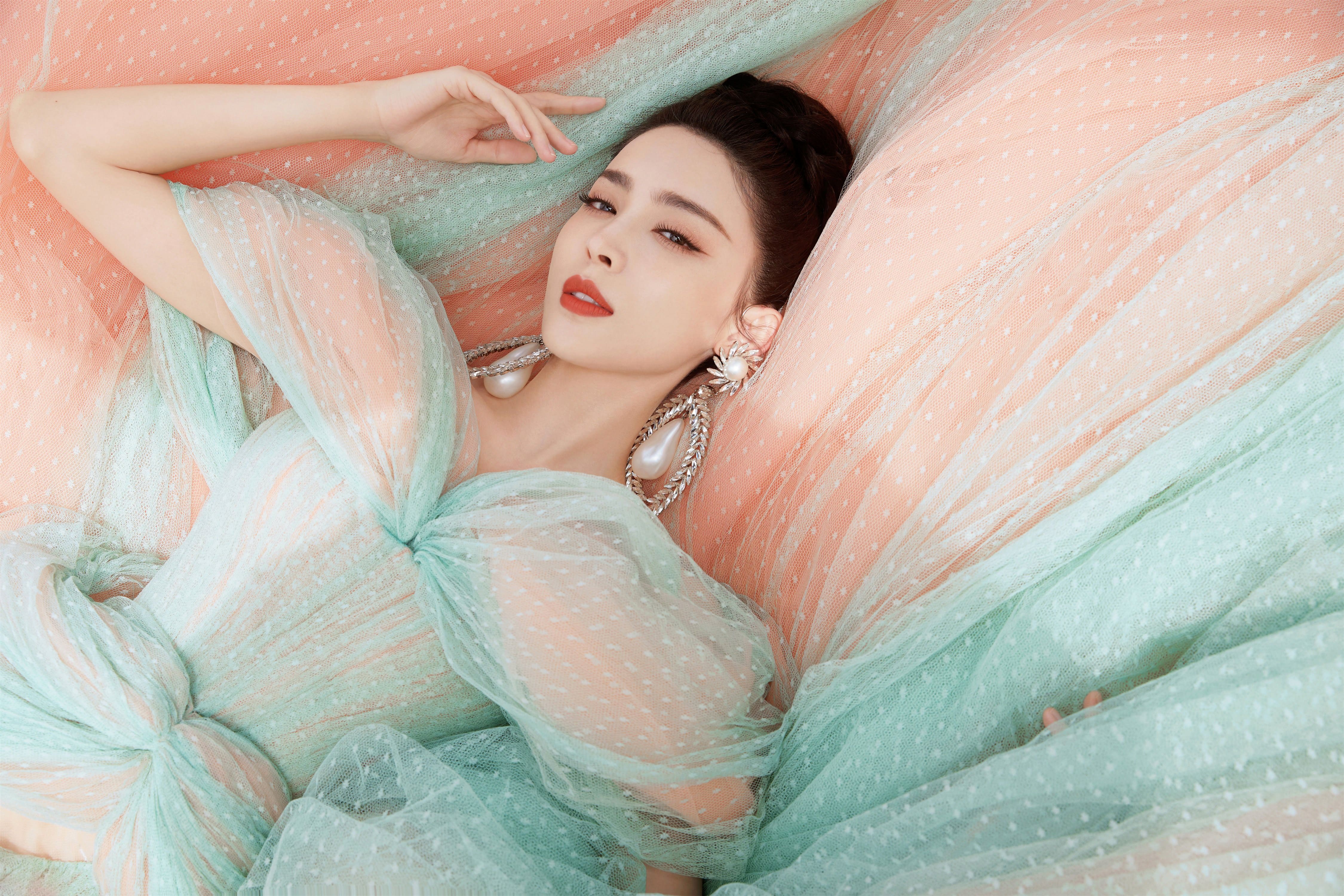 嫩綠嫩粉人粉嫩—古力娜扎[高清套圖]