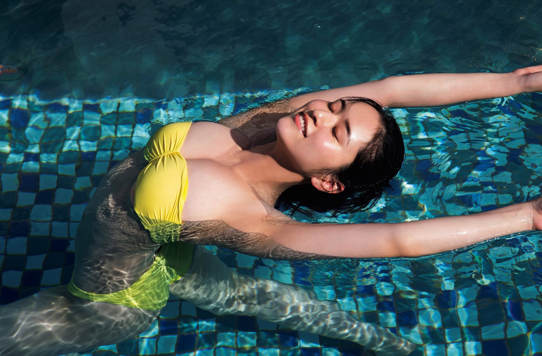 小南満佑子 [FRIDAY] 2023.09.01-第1章-图片4