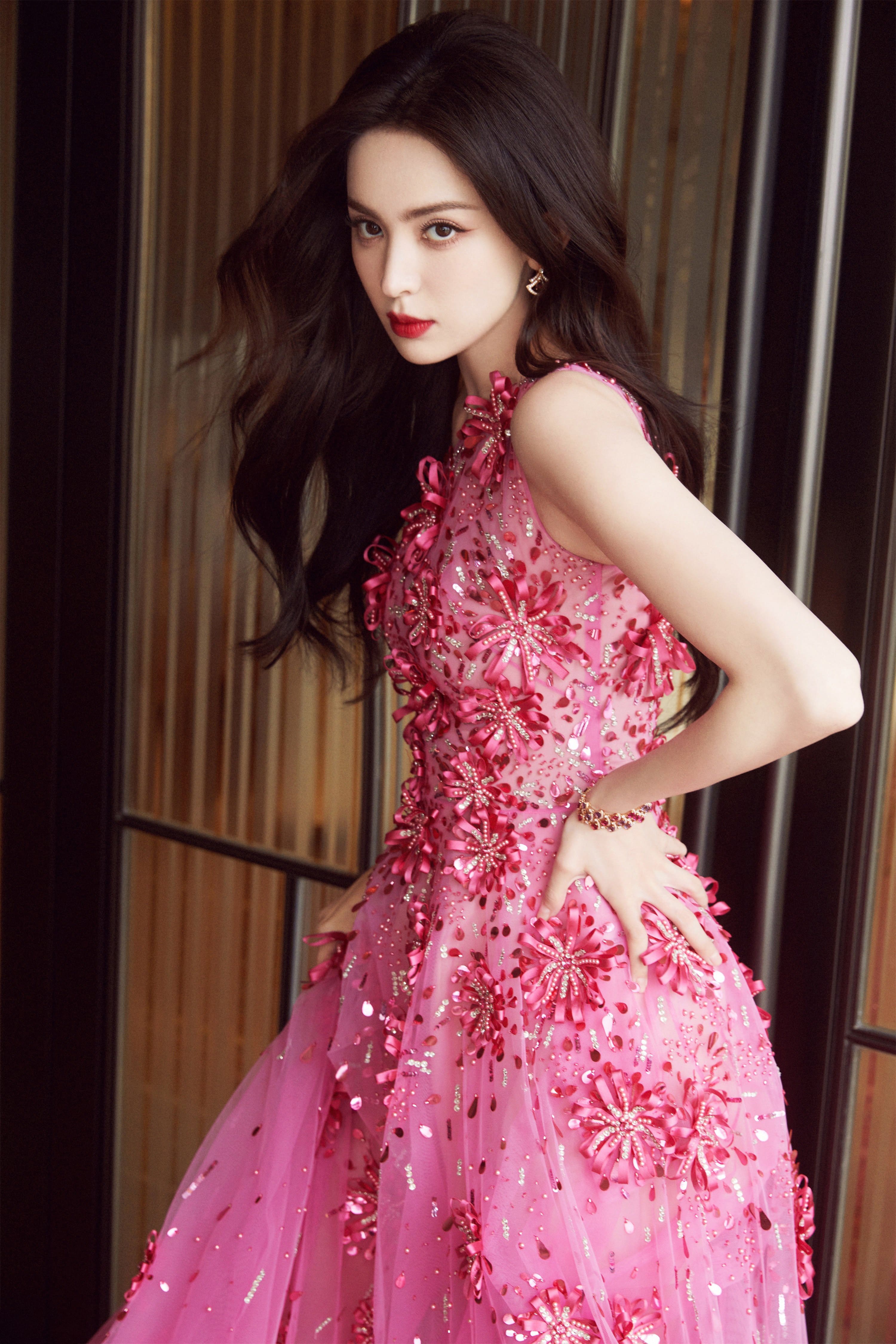 輕紗層疊繁花飄逸—古力娜扎[高清套圖]-第1章-图片6