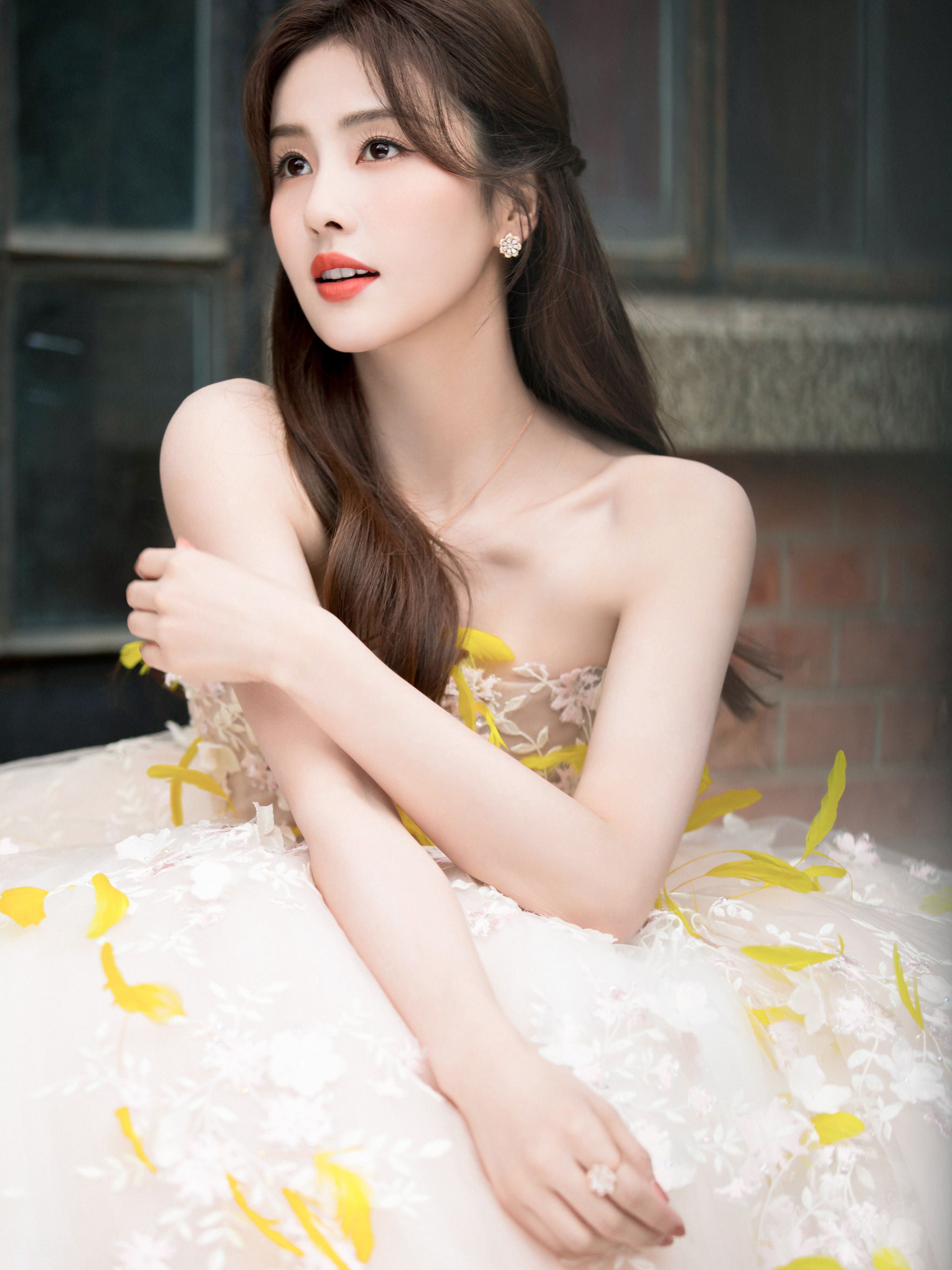 金色年華紅磚瓦—白鹿 [高清套圖]-第1章-图片3