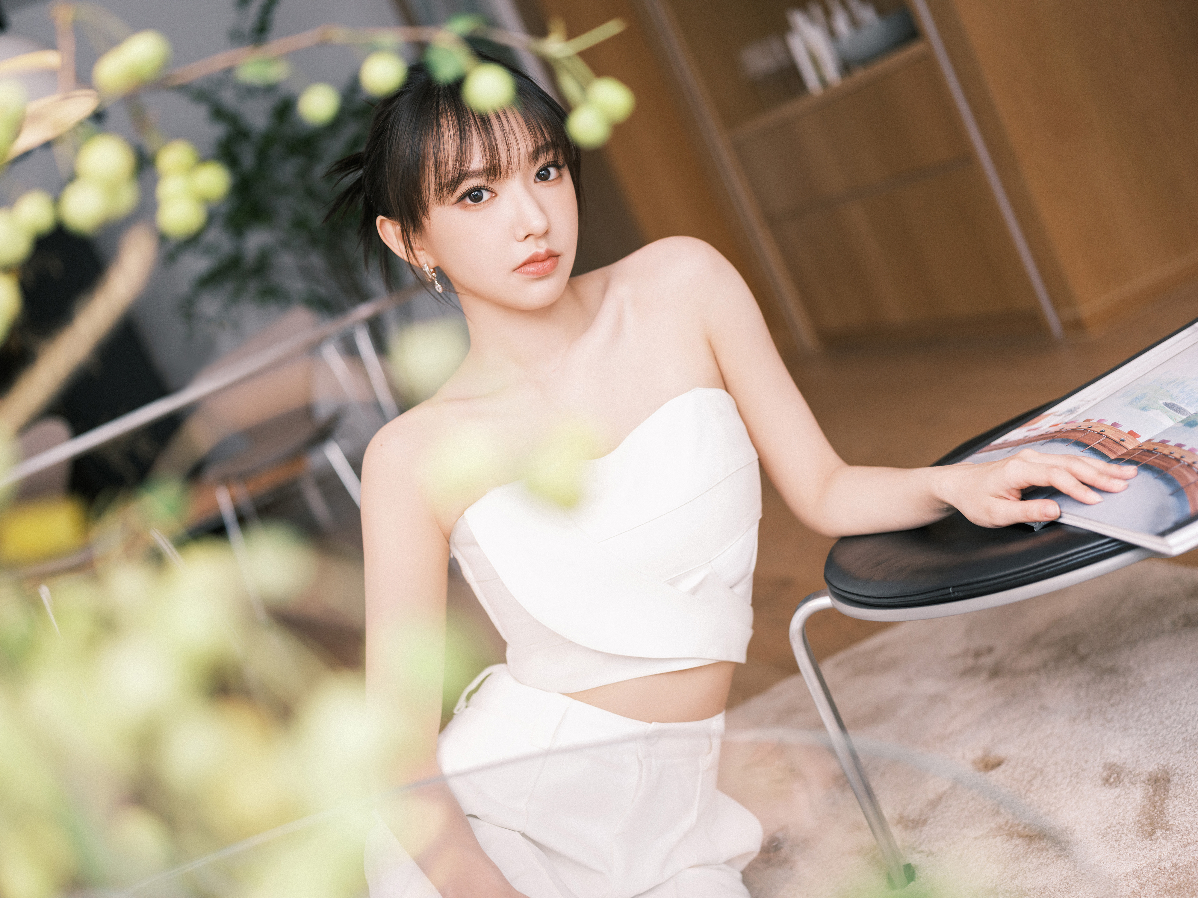 慵懶鬆弛極簡自由—程瀟[高清套圖]