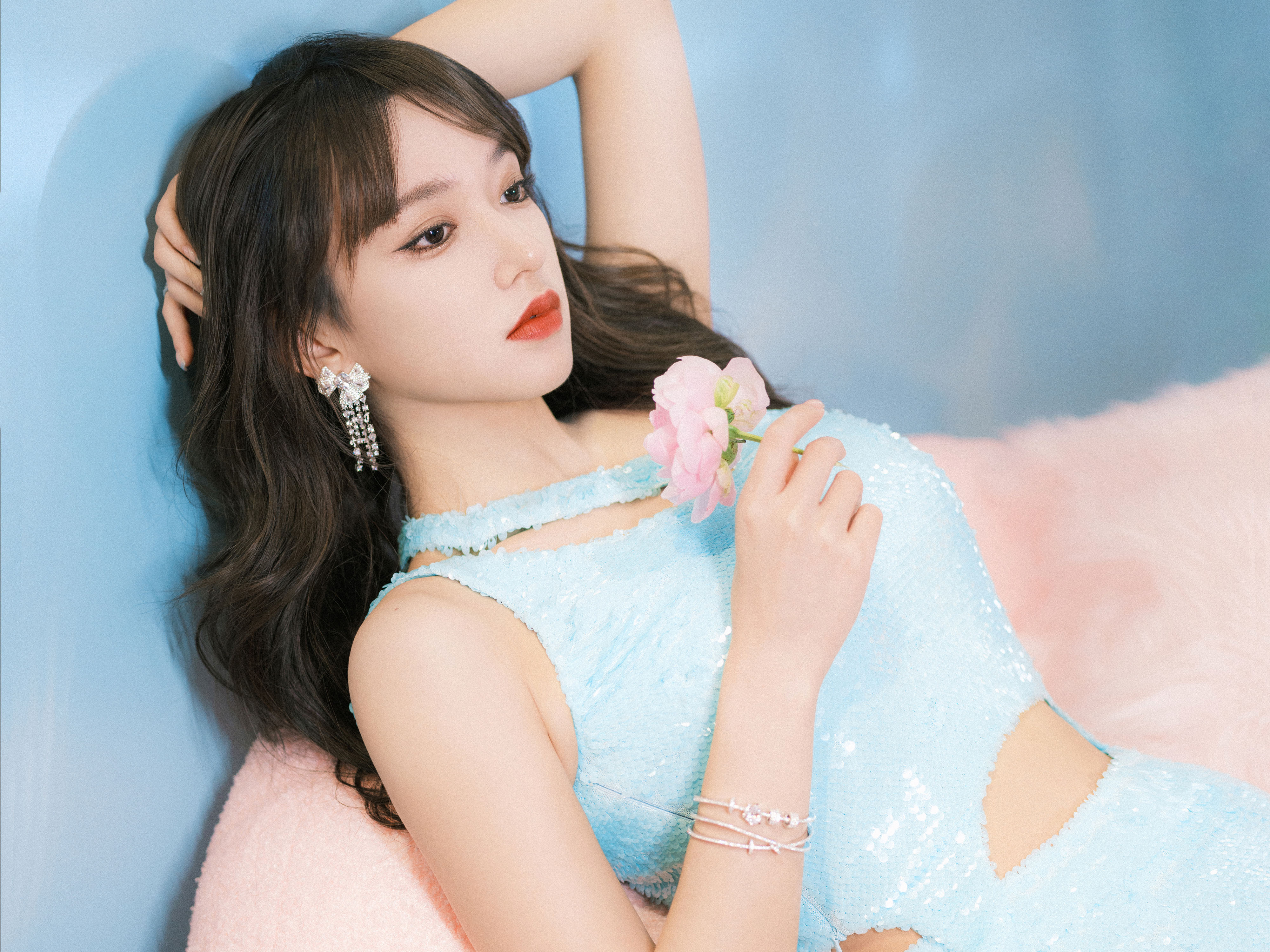 粉藍氛圍掠光影—程瀟[高清套圖]-第1章-图片2