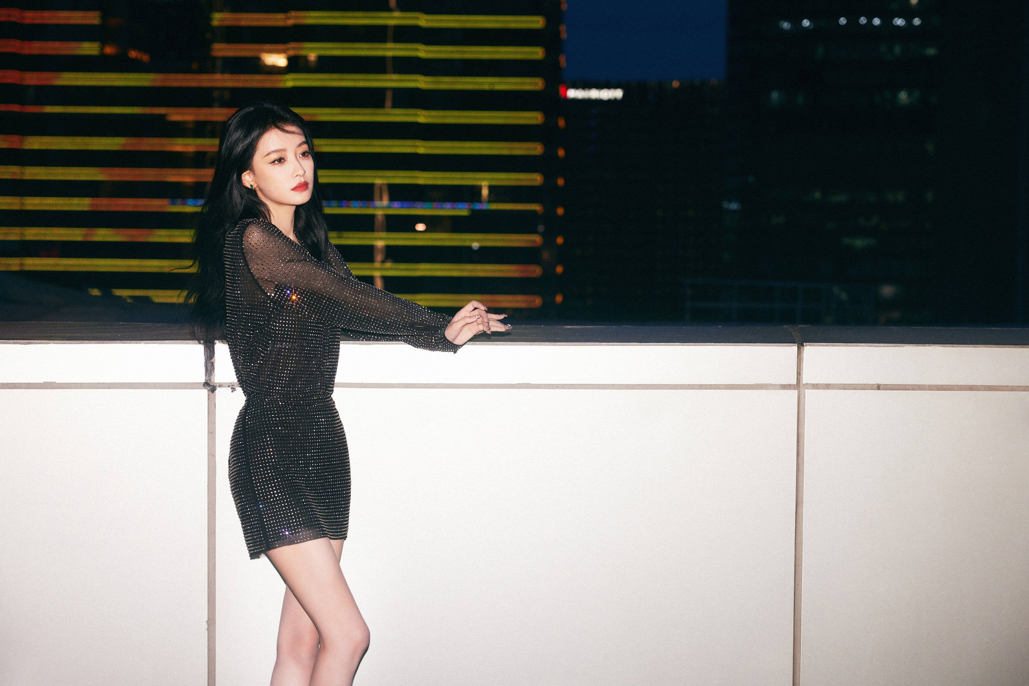 孤寂城市孤寂風—孫怡[高清套圖]-第1章-图片1