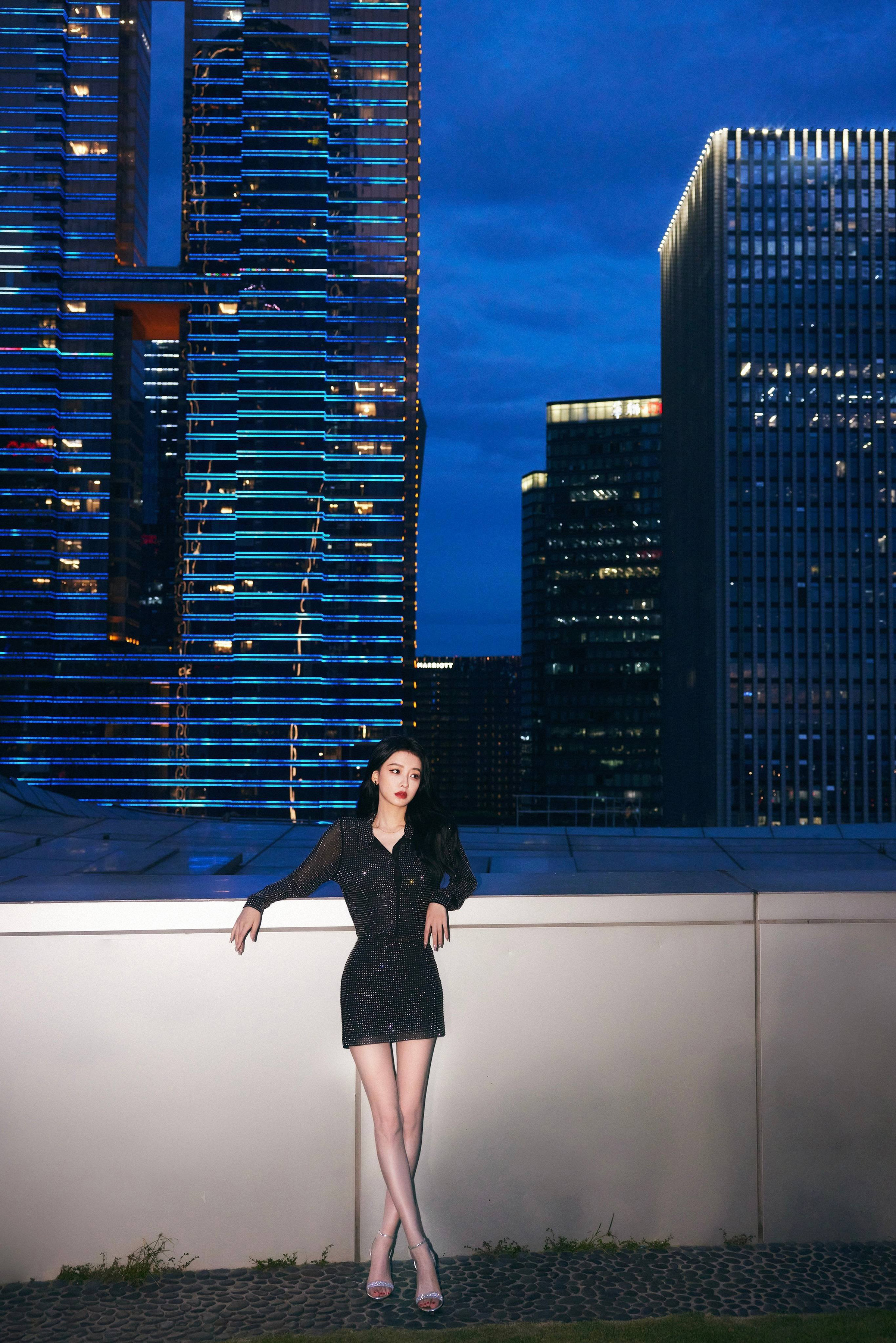 孤寂城市孤寂風—孫怡[高清套圖]-第1章-图片3