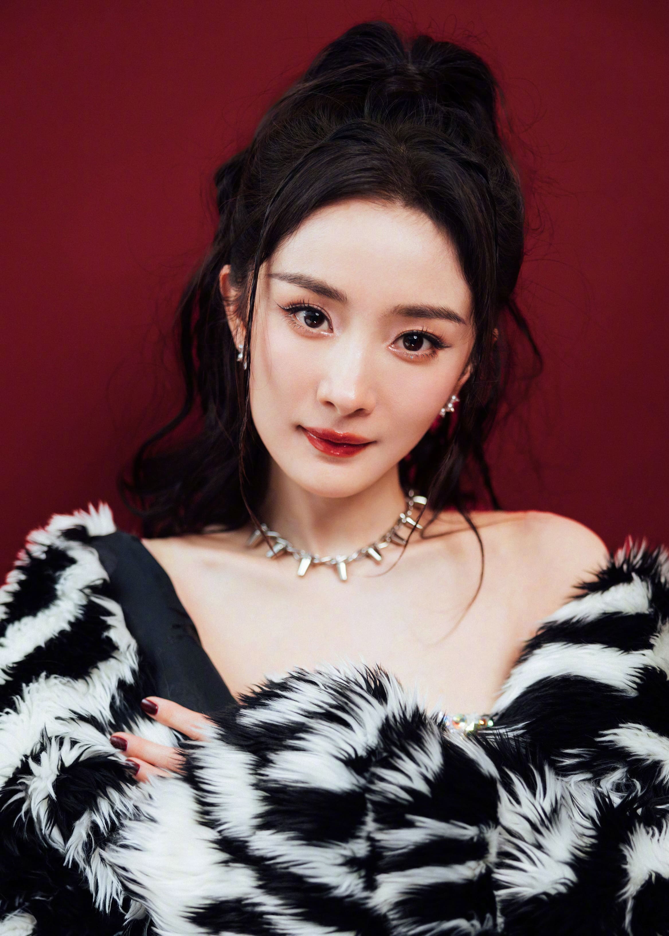 行動的家用電話—楊冪[高清套圖]-第1章-图片7