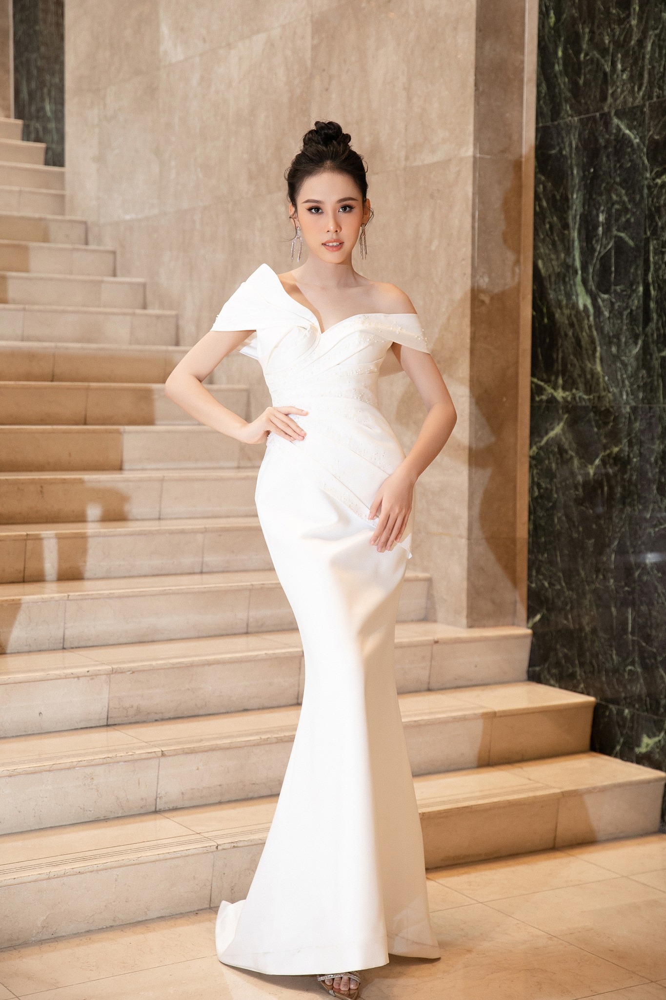 Lê Nguyễn Ngọc Hằng越南洲際小姐-第1章-图片3