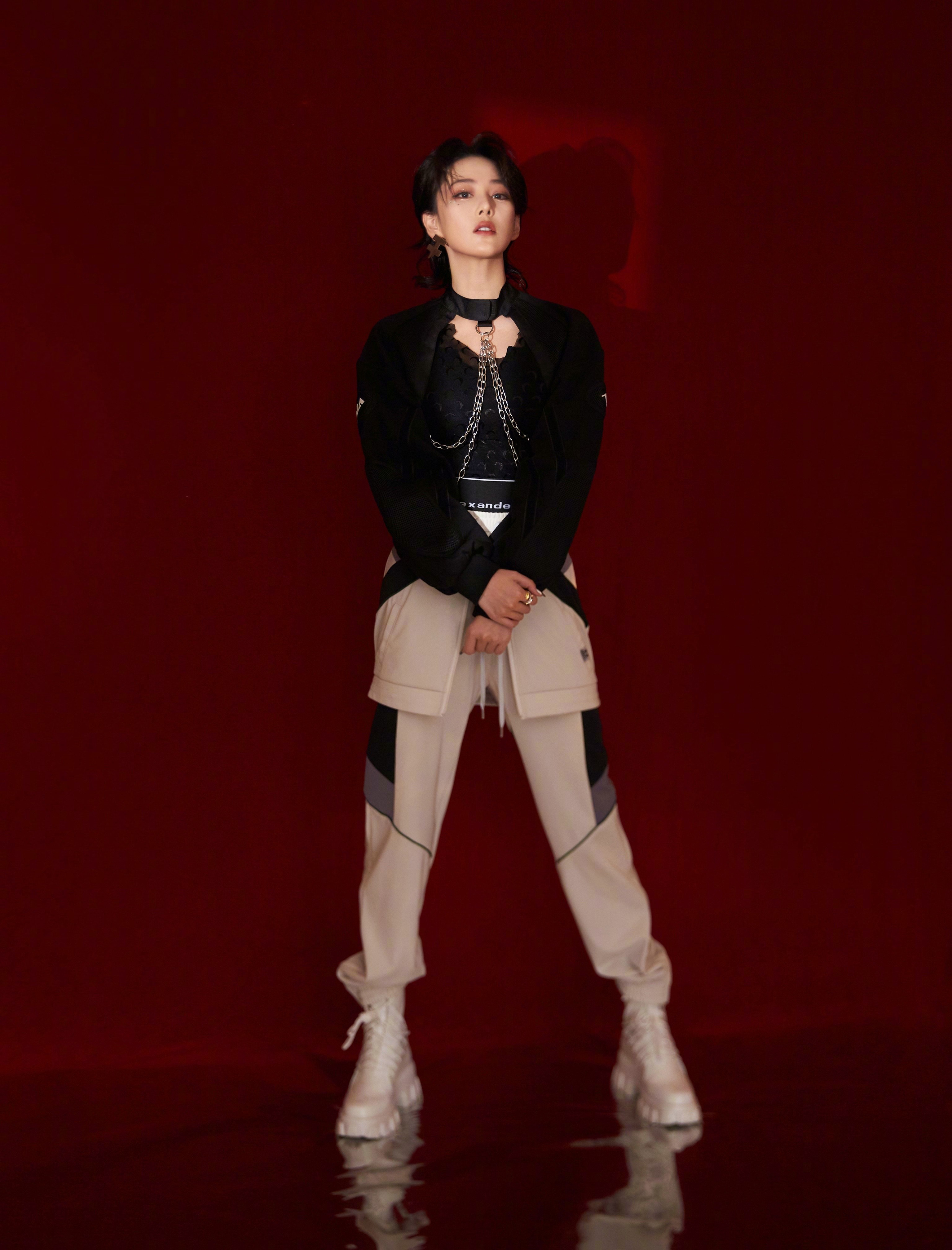 酷帥幹練氣場強—張馨予[高清套圖]-第1章-图片2