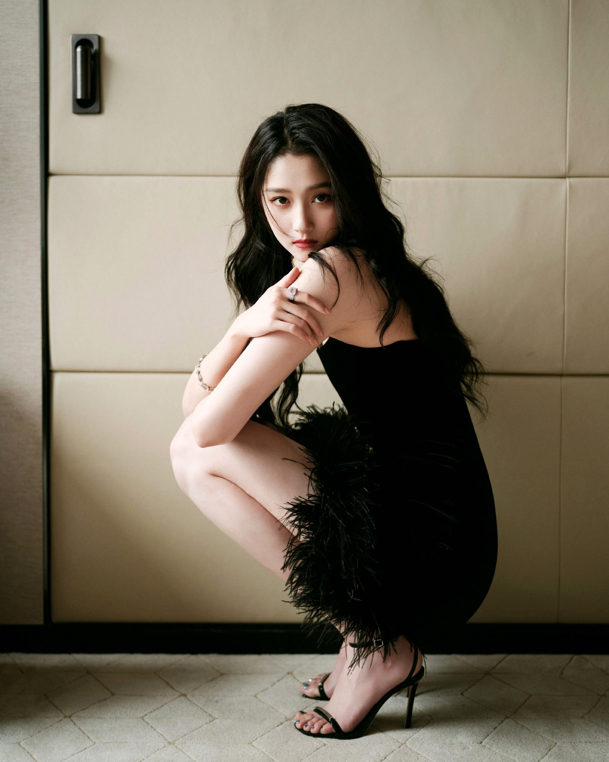 黑色天鵝絨—關曉彤[套圖]-第1章-图片2