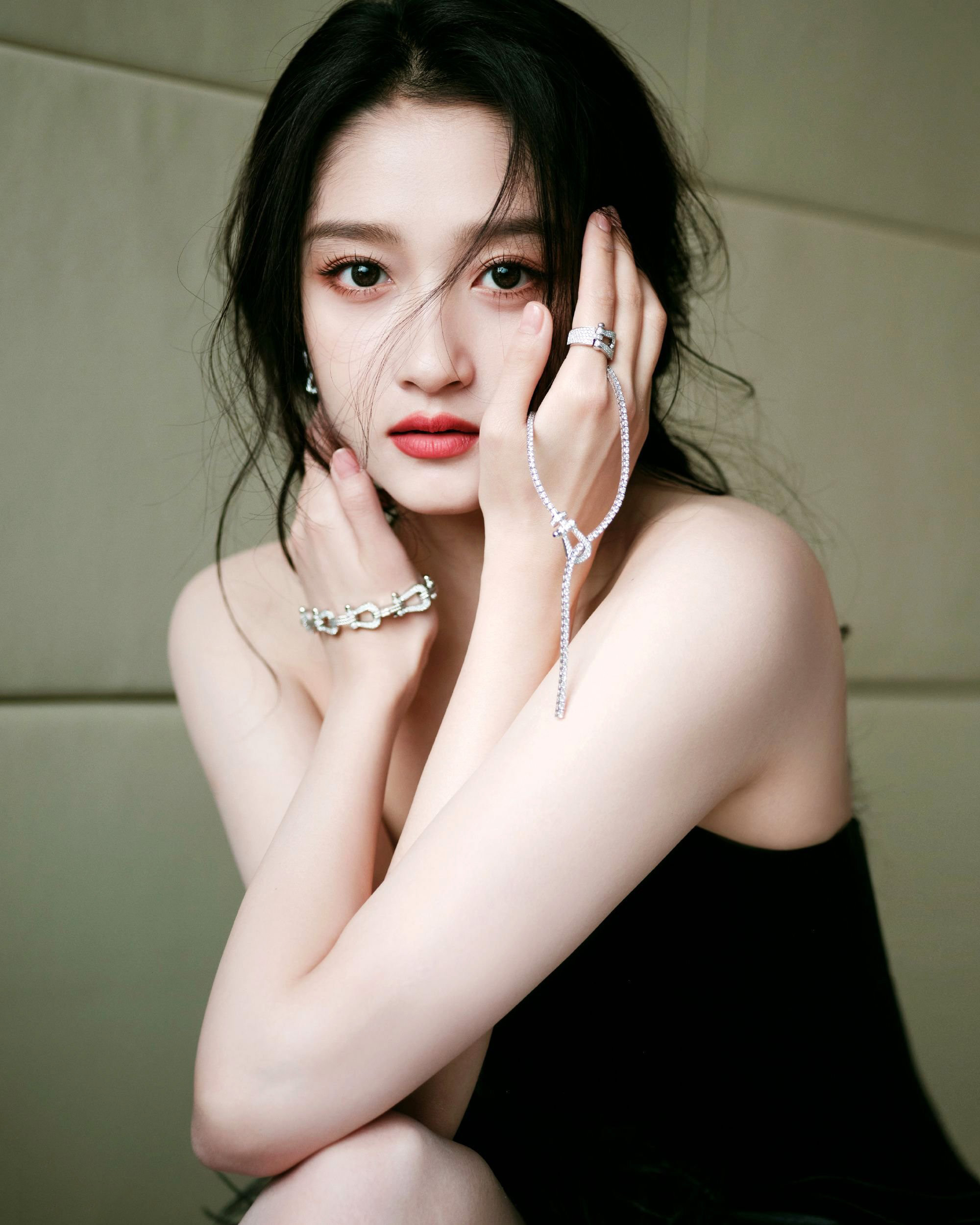 黑色天鵝絨—關曉彤[套圖]-第1章-图片4