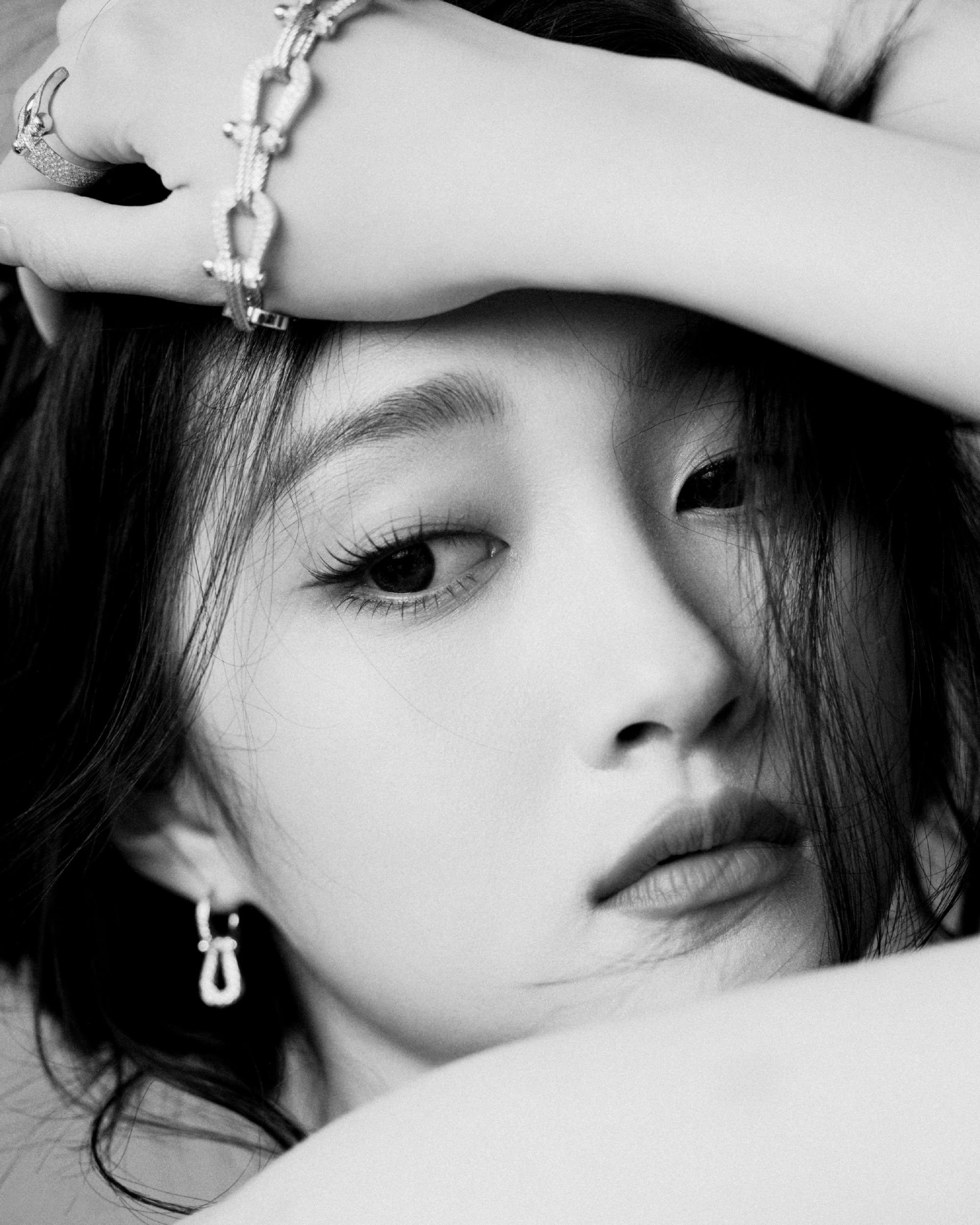 黑色天鵝絨—關曉彤[套圖]-第1章-图片13